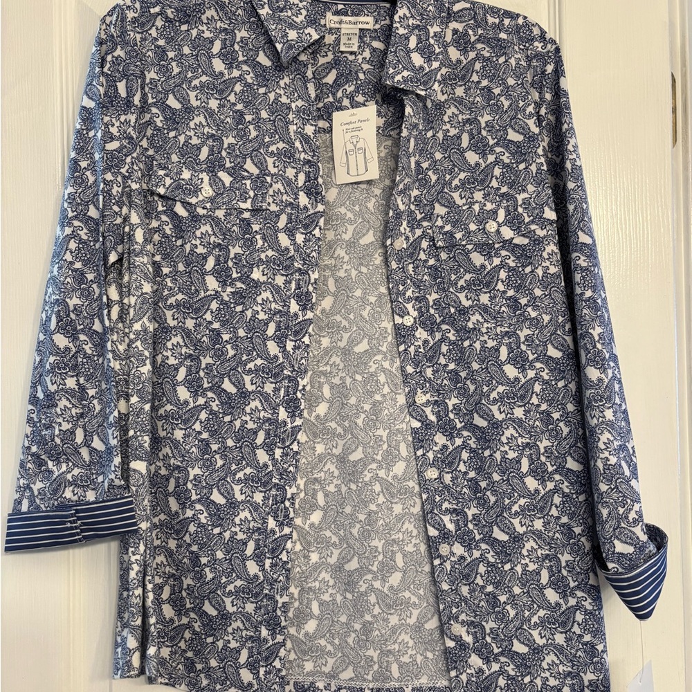 Croft & Barrow Blue and White Floral Button Down Shirt
